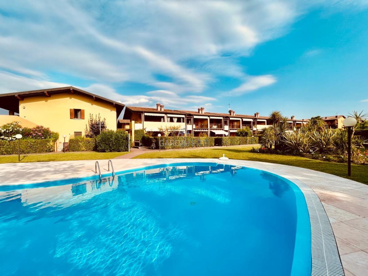Artemide Apartment - A Soli 150M Dal Lago Di Garda Sirmione Exterior photo